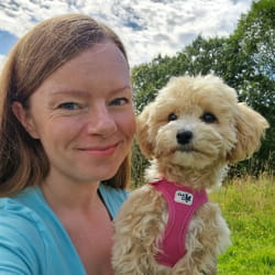 Cathrine Wilhelmsen with her dog Pixel.